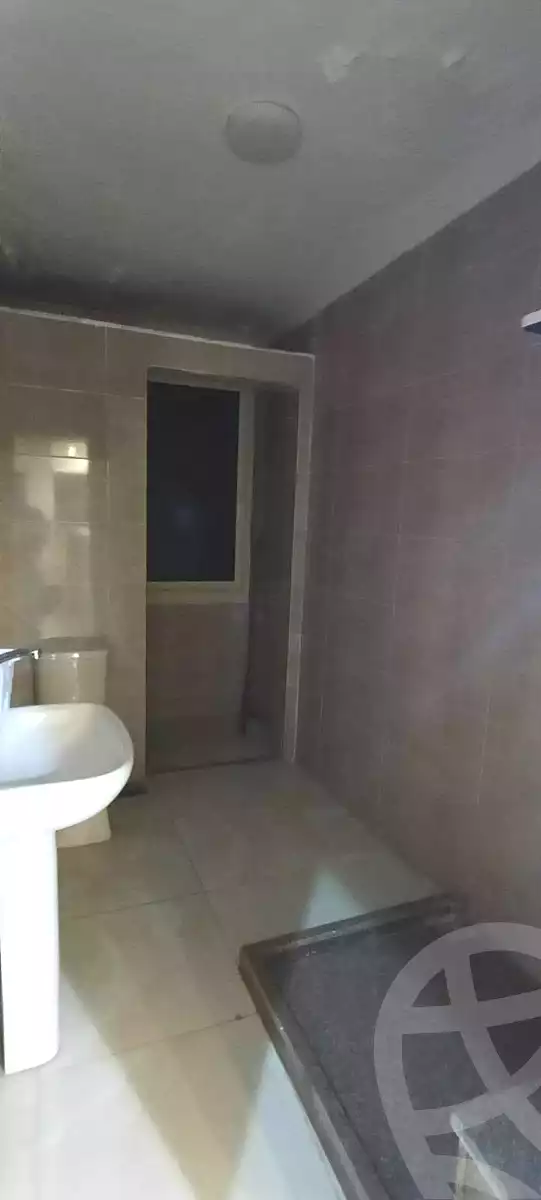 https://aqarmap.com.eg/en/listing/7080806-for-sale-cairo-helwan-hadayek-helwan-nile-corniche-st