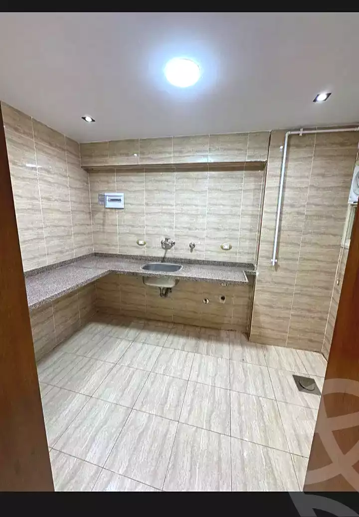 https://aqarmap.com.eg/ar/listing/7080859-for-sale-alexandria-miami-mahmoud-el-isawy-st
