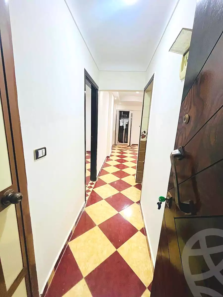 https://aqarmap.com.eg/ar/listing/7081258-for-sale-alexandria-lsywf-el-falki