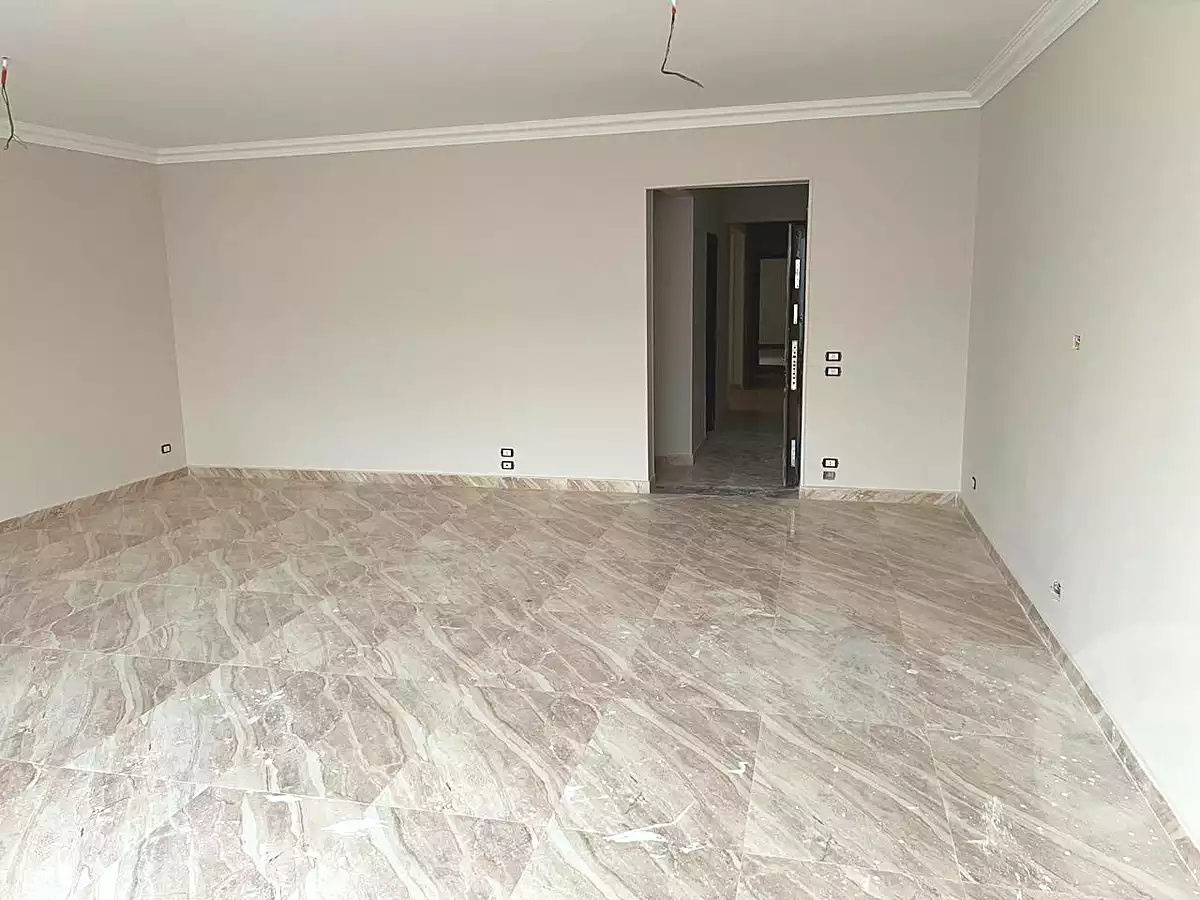 https://aqarmap.com.eg/ar/listing/7081361-for-sale-cairo-new-cairo-compounds-el-mostashareen-compound