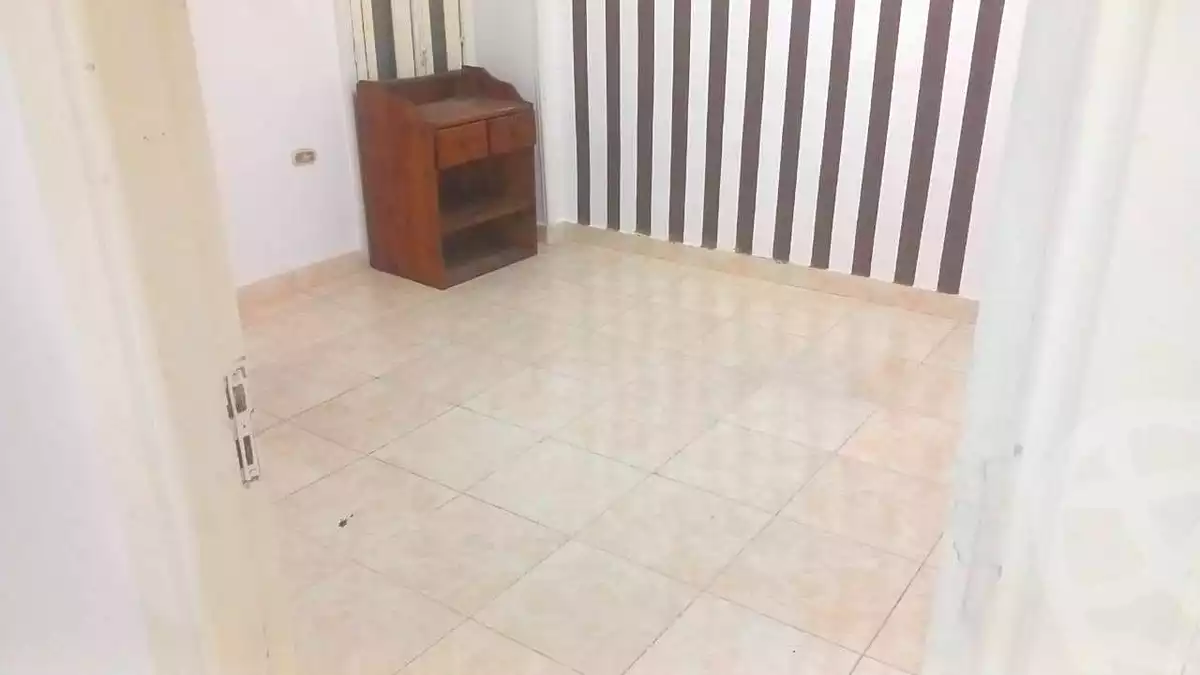https://aqarmap.com.eg/ar/listing/7081429-for-rent-alexandria-sydy-bshr-sydy-bshr-bhry-shr-mhmwd-l-yswy