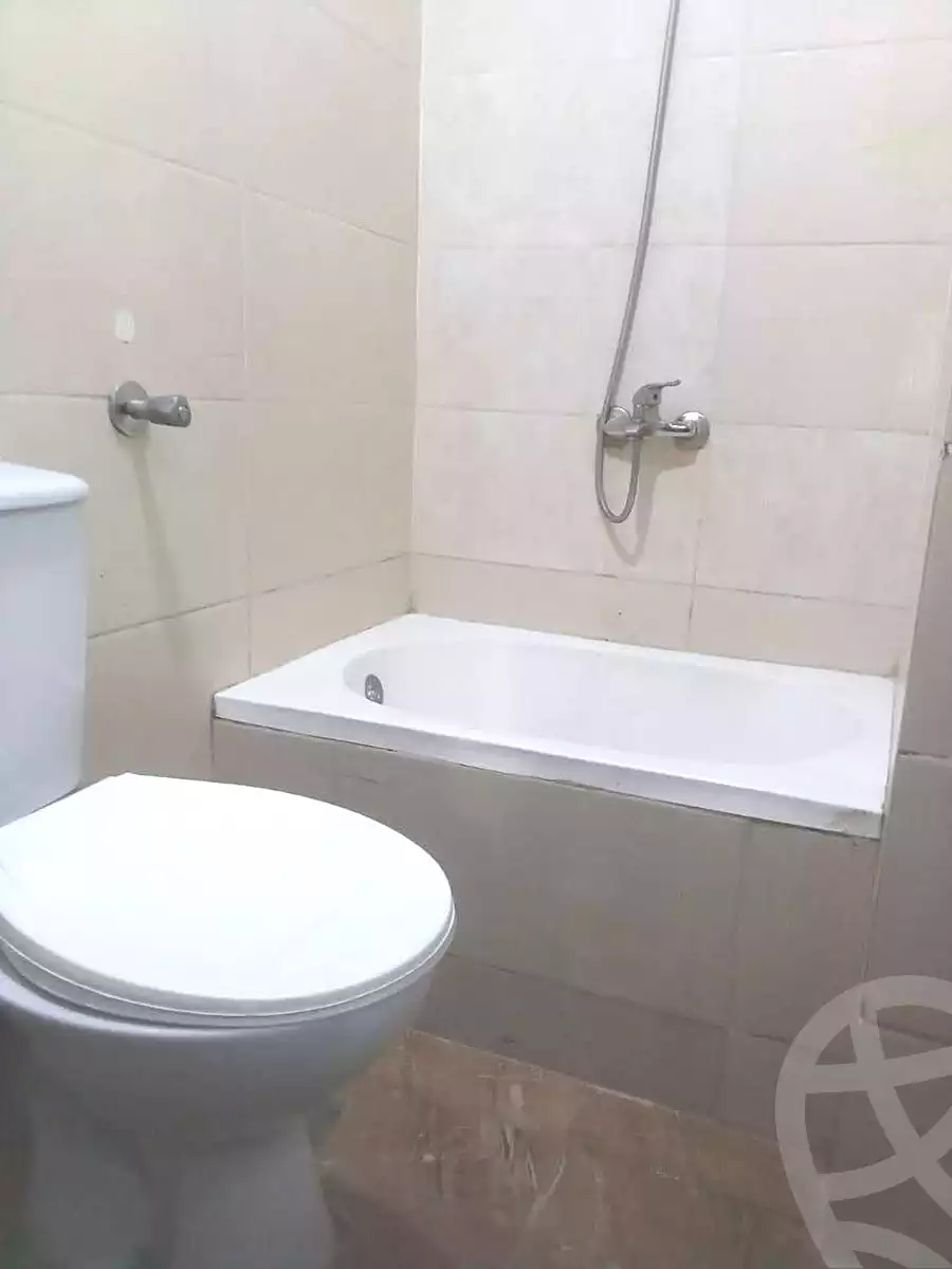https://aqarmap.com.eg/ar/listing/7081527-for-sale-alexandria-al-agamy-el-hanouvel