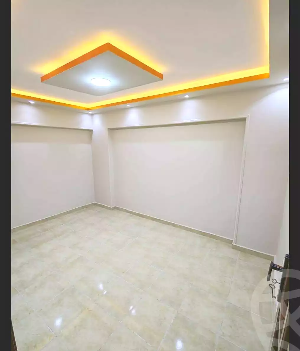 https://aqarmap.com.eg/ar/listing/7081603-for-sale-alexandria-al-agamy-el-hanouvel