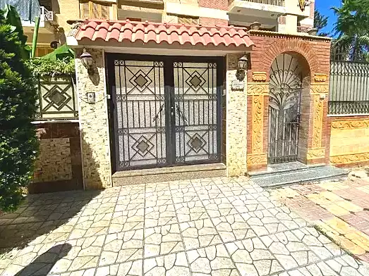 https://aqarmap.com.eg/ar/listing/7082129-for-rent-alexandria-al-mamoura