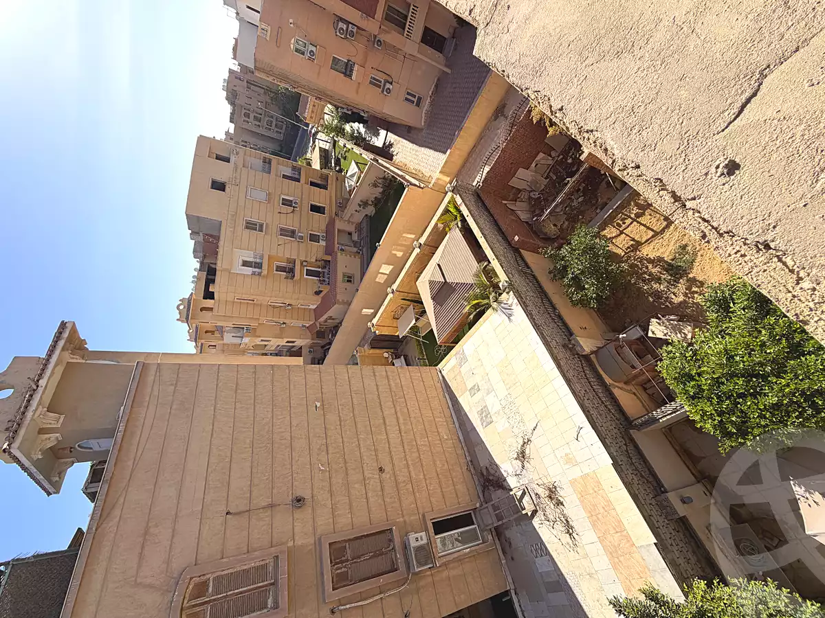https://aqarmap.com.eg/ar/listing/7082254-for-sale-cairo-new-cairo-compounds-dorat-el-kahera