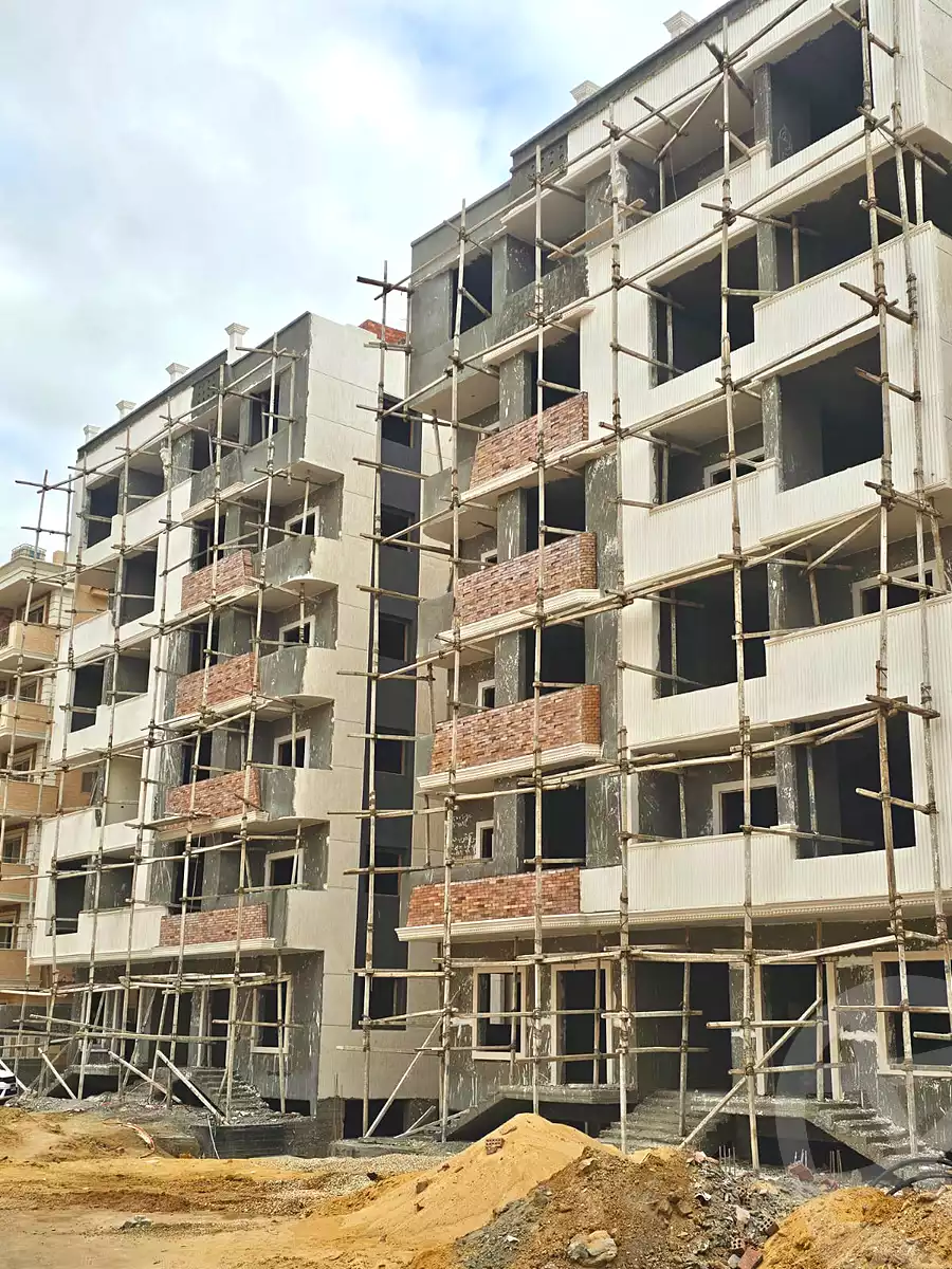 https://aqarmap.com.eg/ar/listing/7082409-for-sale-cairo-6th-of-october-el-ahyaa-neighborhood-9th