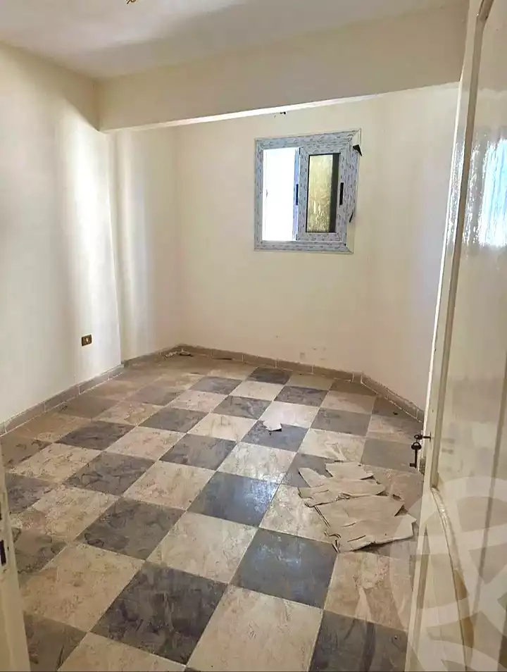 https://aqarmap.com.eg/ar/listing/7082591-for-sale-alexandria-al-agamy-el-hanouvel