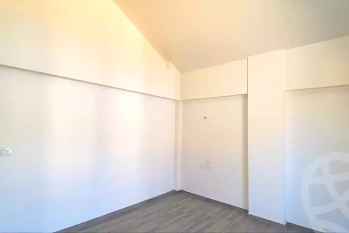 https://aqarmap.com.eg/ar/listing/7082647-for-sale-alexandria-smouha-Muruj