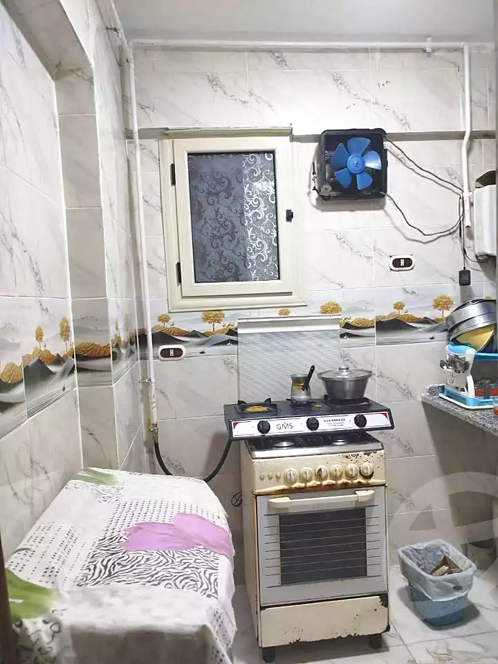 https://aqarmap.com.eg/en/listing/7082708-for-sale-alexandria-al-agamy-el-hanouvel-el-kholafaa-el-rashdeen-st