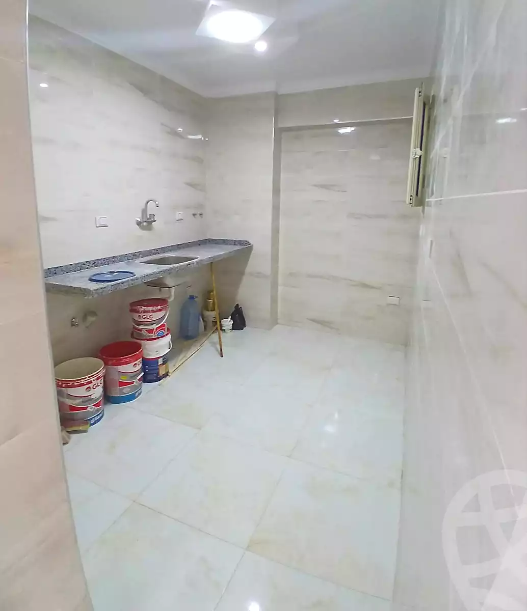 https://aqarmap.com.eg/ar/listing/7082743-for-sale-alexandria-lsywf-el-falki