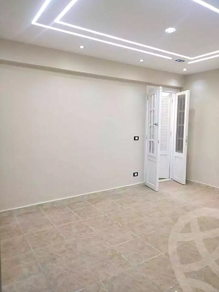 https://aqarmap.com.eg/en/listing/7075640-for-sale-alexandria-al-agamy-el-hanouvel-kasr-al-quiri-st-1