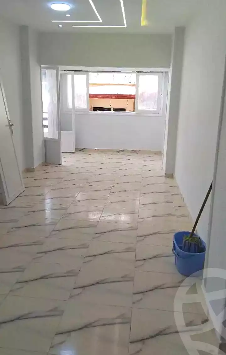 https://aqarmap.com.eg/ar/listing/7083146-for-sale-alexandria-al-agamy-el-hanouvel-radwan-st