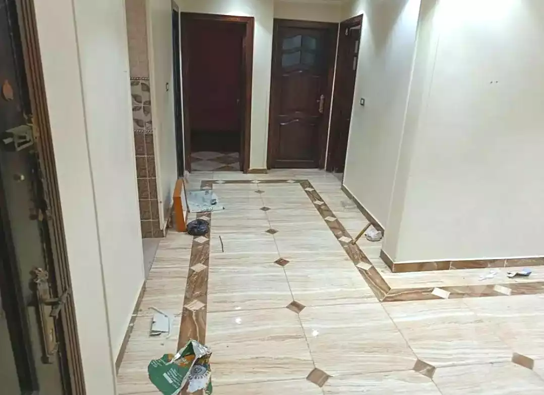 https://aqarmap.com.eg/ar/listing/7083400-for-sale-alexandria-new-miami-eskot