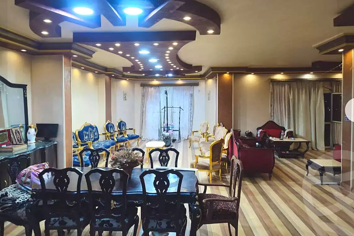 https://aqarmap.com.eg/ar/listing/7083414-for-sale-cairo-helwan-hadayek-helwan-nile-corniche-st