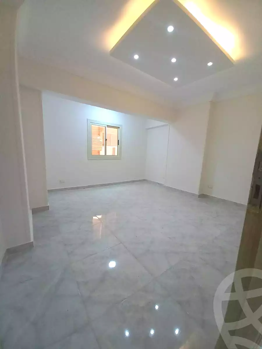 https://aqarmap.com.eg/ar/listing/7083452-for-sale-alexandria-sydy-bshr-sydy-bshr-bhry-shr-mhmd-njyb