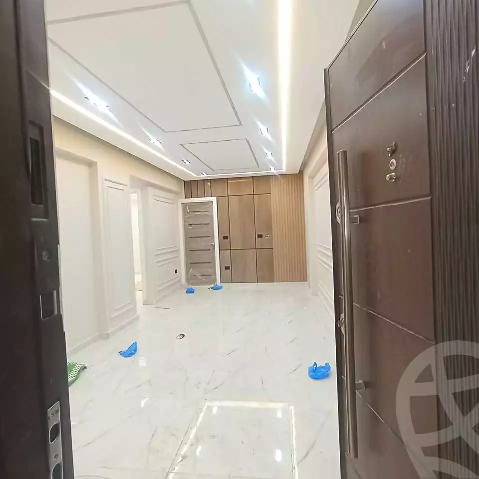 https://aqarmap.com.eg/ar/listing/7083494-for-sale-alexandria-miami-mahmoud-el-isawy-st