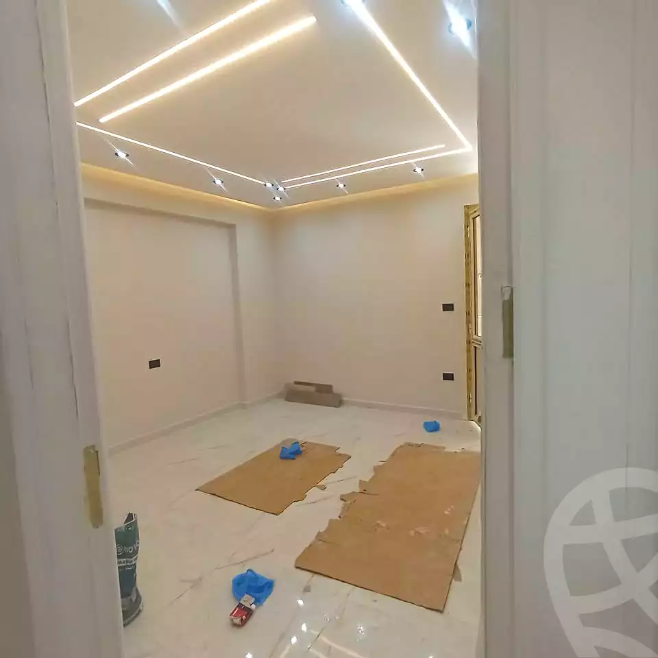 https://aqarmap.com.eg/ar/listing/7083494-for-sale-alexandria-miami-mahmoud-el-isawy-st