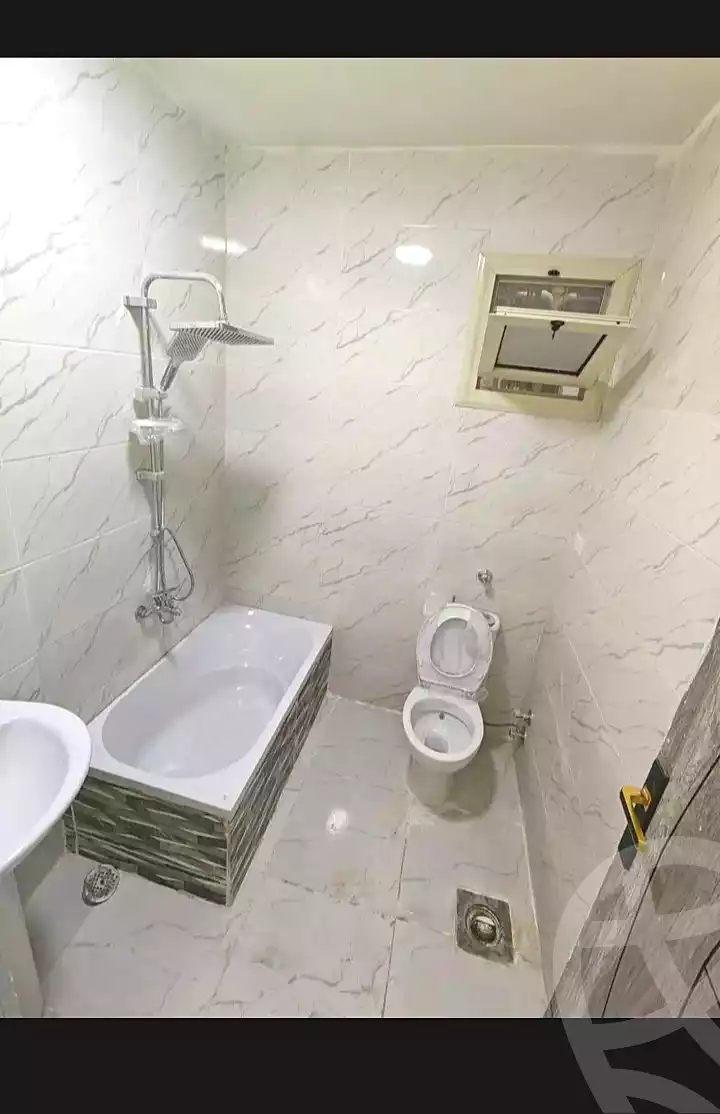 https://aqarmap.com.eg/en/listing/7083754-for-sale-alexandria-sydy-bshr-sydy-bshr-bhry