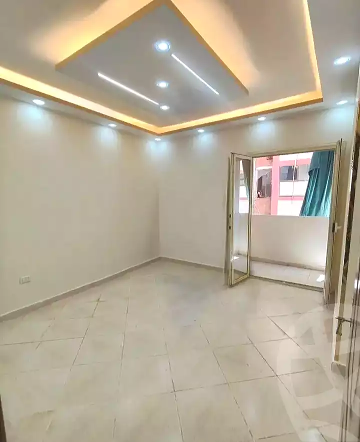 https://aqarmap.com.eg/ar/listing/7083846-for-sale-alexandria-el-asafra-l-sfr-bhry