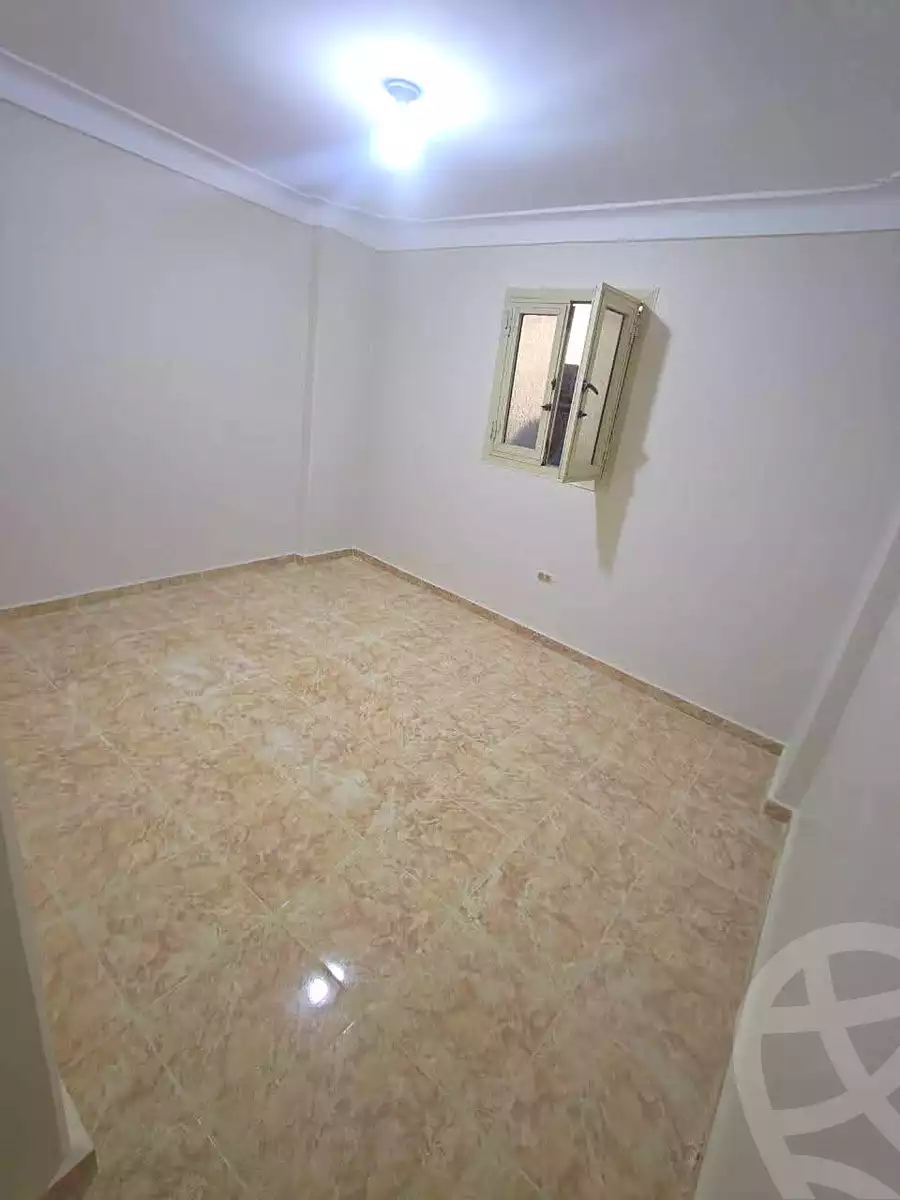 https://aqarmap.com.eg/en/listing/7083858-for-sale-alexandria-al-agamy-el-hanouvel-el-warsha-st
