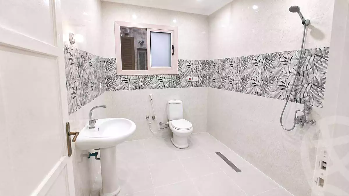 https://aqarmap.com.eg/ar/listing/7083944-for-rent-cairo-ain-shams-ain-shams-el-sharkia-el-eshrein-stt