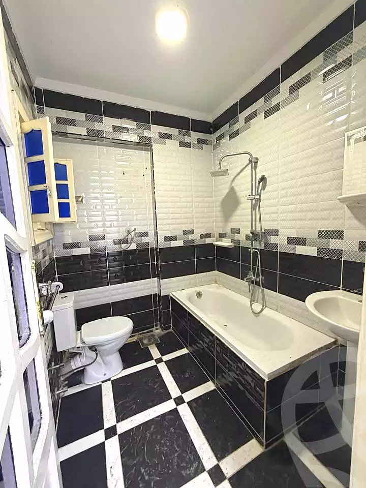 https://aqarmap.com.eg/en/listing/7084043-for-sale-alexandria-el-asafra-l-sfr-qbly