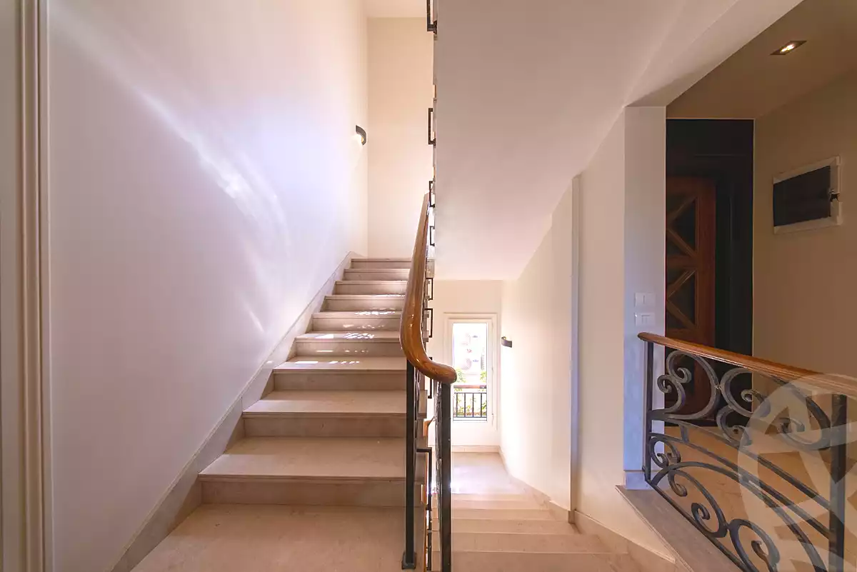 https://aqarmap.com.eg/ar/listing/7084049-for-sale-alexandria-king-maryot-compounds-jewar-compound-el-forat