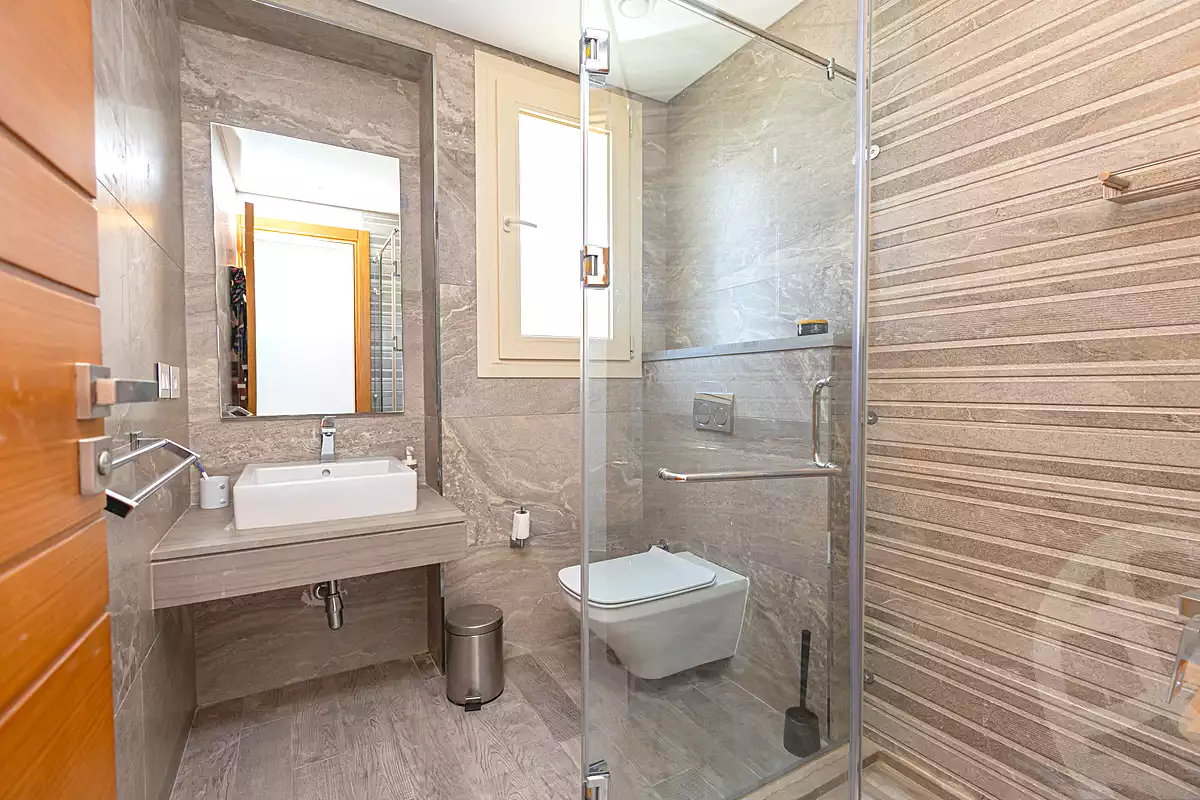 https://aqarmap.com.eg/ar/listing/7084260-for-sale-north-coast-resorts-hacienda-bay-water-villas-hacienda-bay