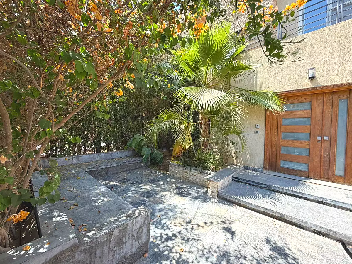 https://aqarmap.com.eg/ar/listing/7084554-for-rent-cairo-el-sheikh-zayed-city-compounds-kmbwnd-ljry-swdyk