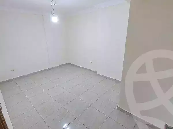 https://aqarmap.com.eg/en/listing/7084633-for-sale-alexandria-ganaklis