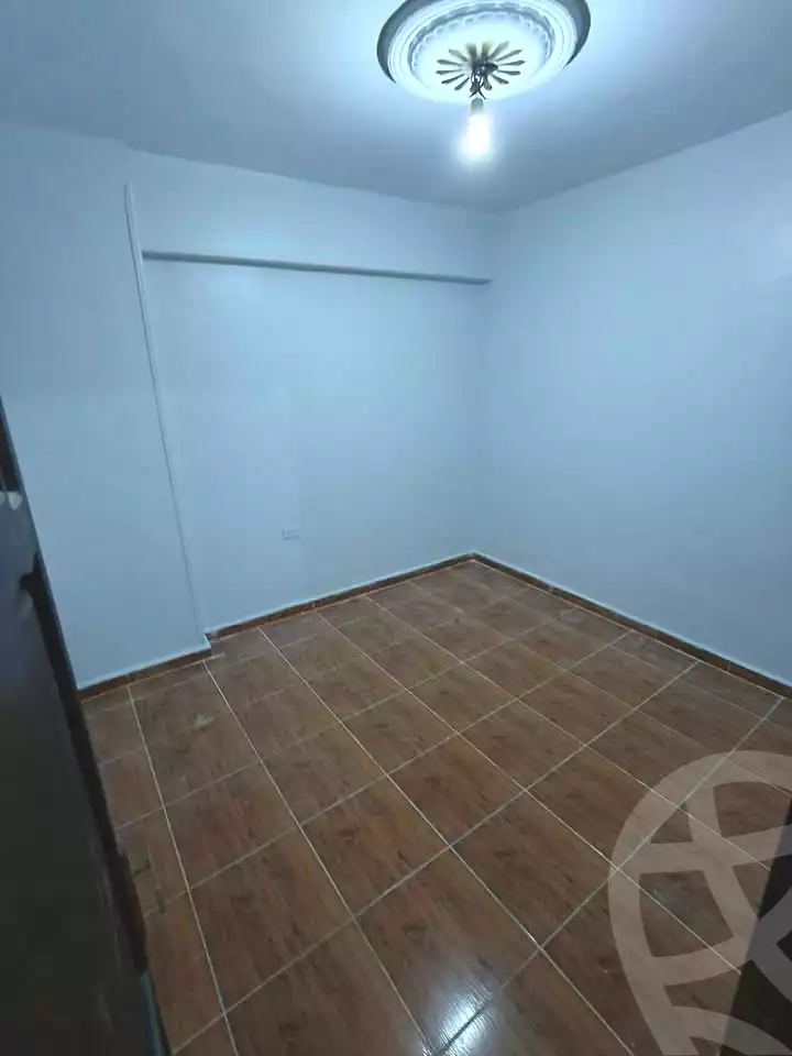 https://aqarmap.com.eg/ar/listing/7084718-for-sale-alexandria-lsywf-el-falki