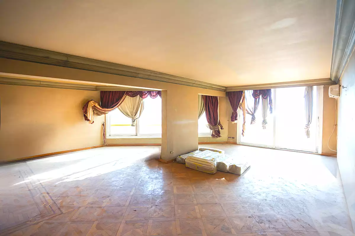 https://aqarmap.com.eg/en/listing/7085049-for-sale-alexandria-glim-shr-ljysh