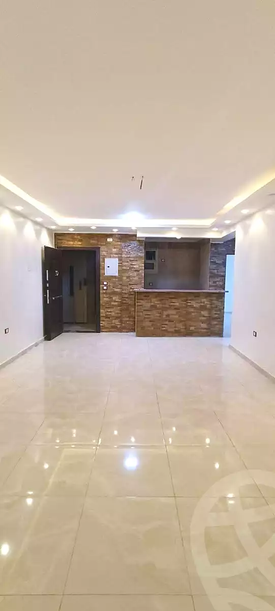 https://aqarmap.com.eg/ar/listing/7085071-for-sale-cairo-helwan-hadayek-helwan-nile-corniche-st