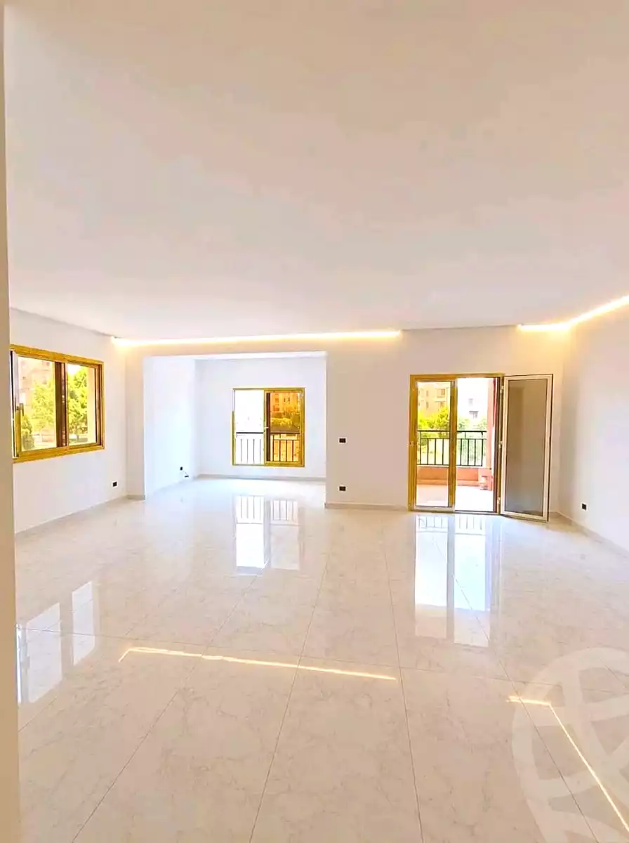 https://aqarmap.com.eg/ar/listing/7085223-for-sale-cairo-new-cairo-ganob-el-akadamiya-south-academy-h-mosaab-ibn-omair-st