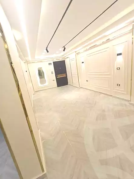 https://aqarmap.com.eg/ar/listing/7085323-for-sale-alexandria-al-agamy-ibrahim-el-aowam-st