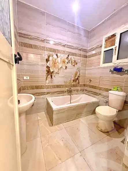 https://aqarmap.com.eg/ar/listing/7085427-for-sale-alexandria-al-agamy-lbytsh