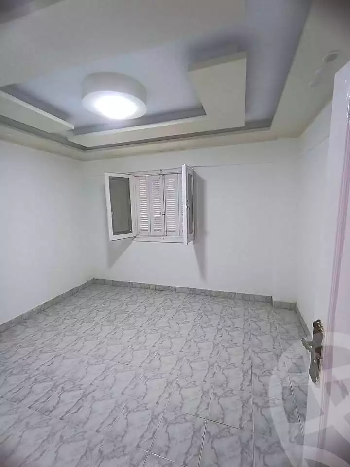 https://aqarmap.com.eg/ar/listing/7085455-for-sale-alexandria-al-agamy-shataa-el-nakheel