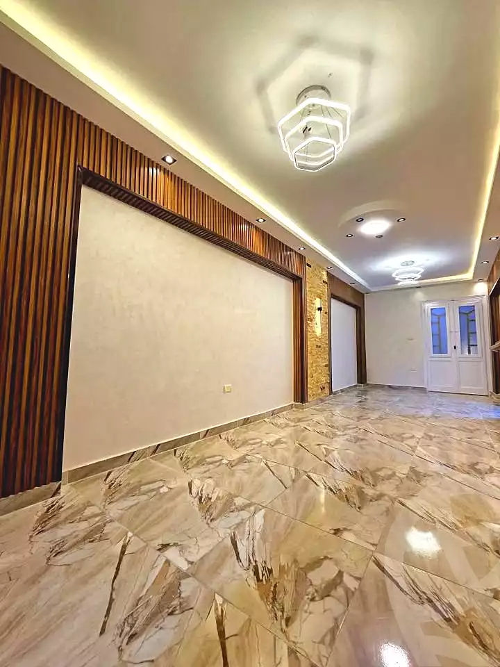 https://aqarmap.com.eg/ar/listing/7085463-for-sale-alexandria-al-agamy-shataa-el-nakheel
