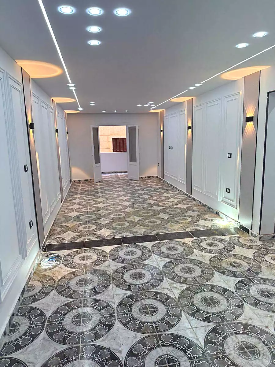 https://aqarmap.com.eg/en/listing/7085669-for-sale-alexandria-al-agamy-el-hanouvel-radwan-st