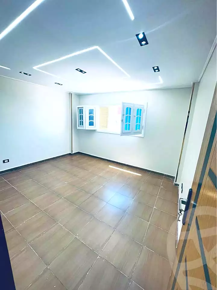https://aqarmap.com.eg/ar/listing/7085738-for-sale-alexandria-lsywf-el-falki