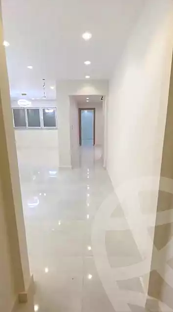 https://aqarmap.com.eg/ar/listing/7085775-for-sale-alexandria-al-agamy-lbytsh-bianchiii