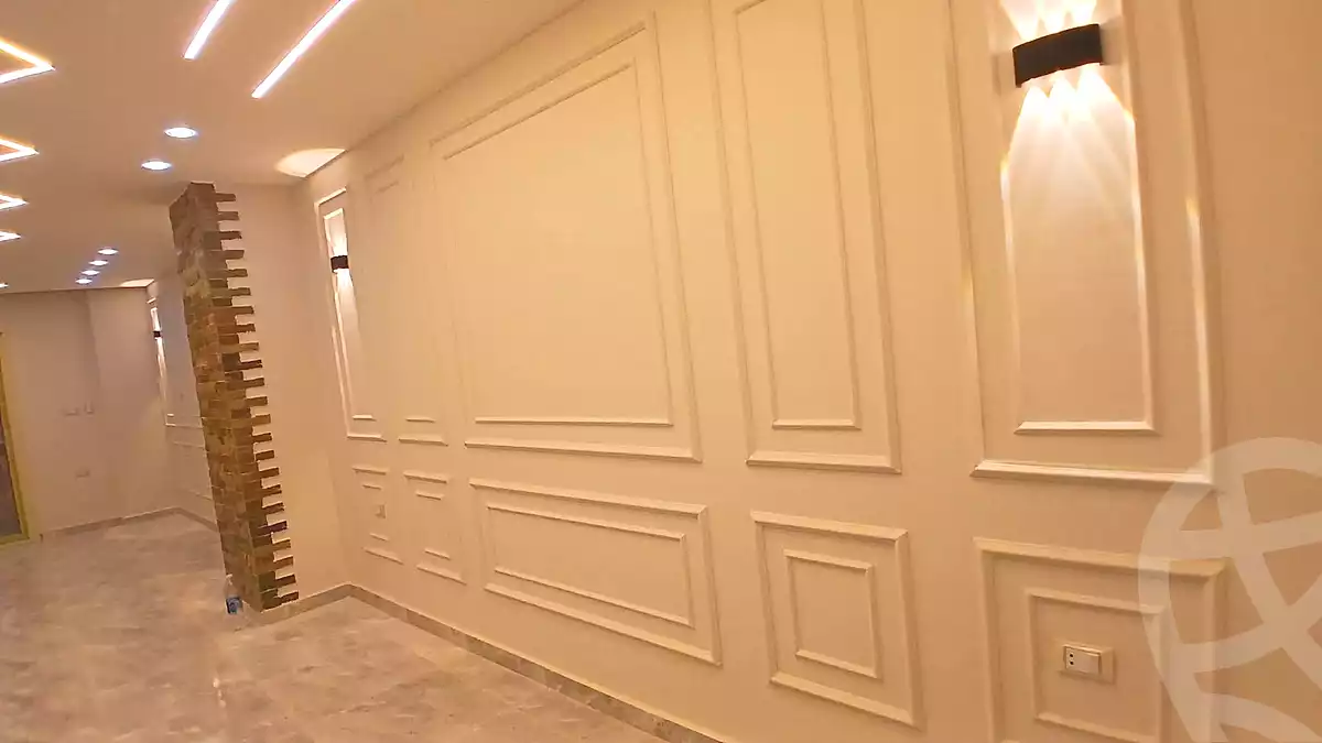 https://aqarmap.com.eg/ar/listing/7085901-for-sale-alexandria-al-agamy-lbytsh-bianchiii