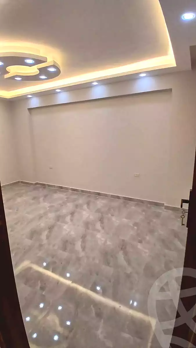 https://aqarmap.com.eg/ar/listing/7085901-for-sale-alexandria-al-agamy-lbytsh-bianchiii