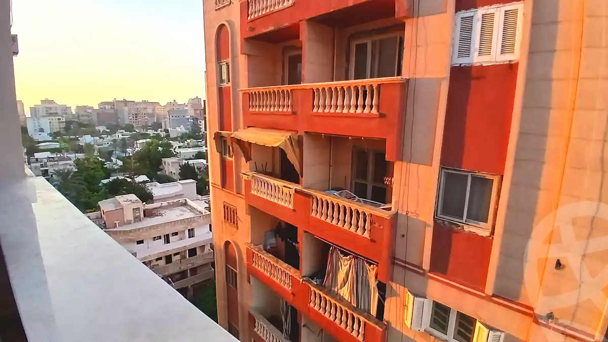 https://aqarmap.com.eg/ar/listing/7085901-for-sale-alexandria-al-agamy-lbytsh-bianchiii