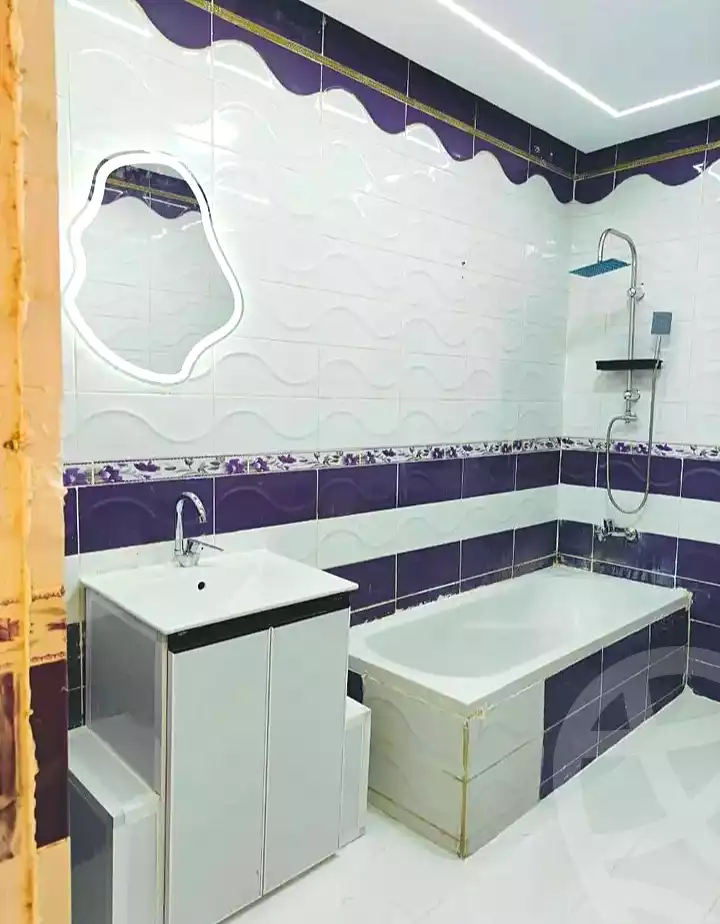 https://aqarmap.com.eg/ar/listing/7085911-for-sale-alexandria-al-agamy-el-hanouvel-radwan-st