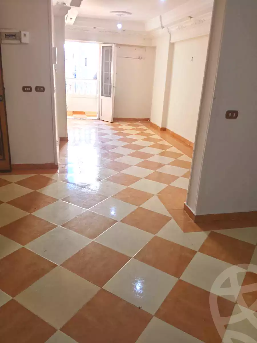 https://aqarmap.com.eg/ar/listing/7085936-for-sale-alexandria-sydy-bshr-sydy-bshr-bhry-ali-hipa-st
