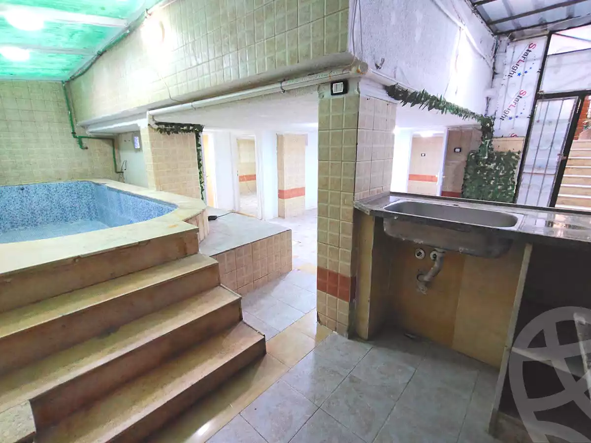 https://aqarmap.com.eg/ar/listing/7085944-for-sale-alexandria-al-agamy-shataa-el-nakheel