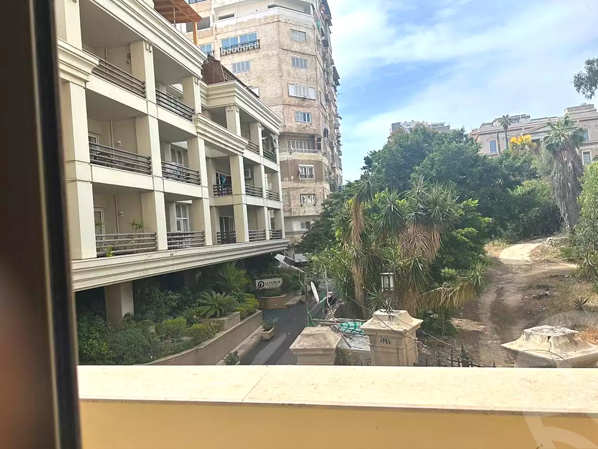 https://aqarmap.com.eg/en/listing/7085954-for-sale-alexandria-kafr-abdo-kafr-abdou-st