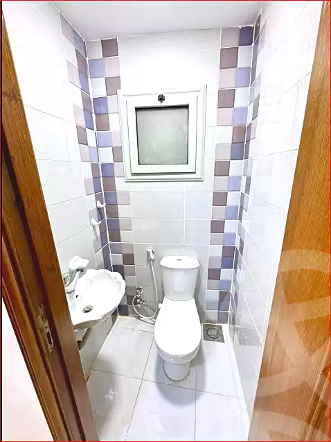 https://aqarmap.com.eg/ar/listing/7085955-for-sale-alexandria-sydy-bshr-sydy-bshr-bhry-shr-mhmwd-l-yswy