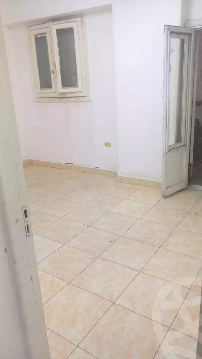 https://aqarmap.com.eg/ar/listing/7086137-for-rent-alexandria-sydy-bshr-sydy-bshr-bhry-shr-mhmwd-l-yswy